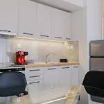 Ellis Paradise City Apartments, Vesta Philoxenia شقة